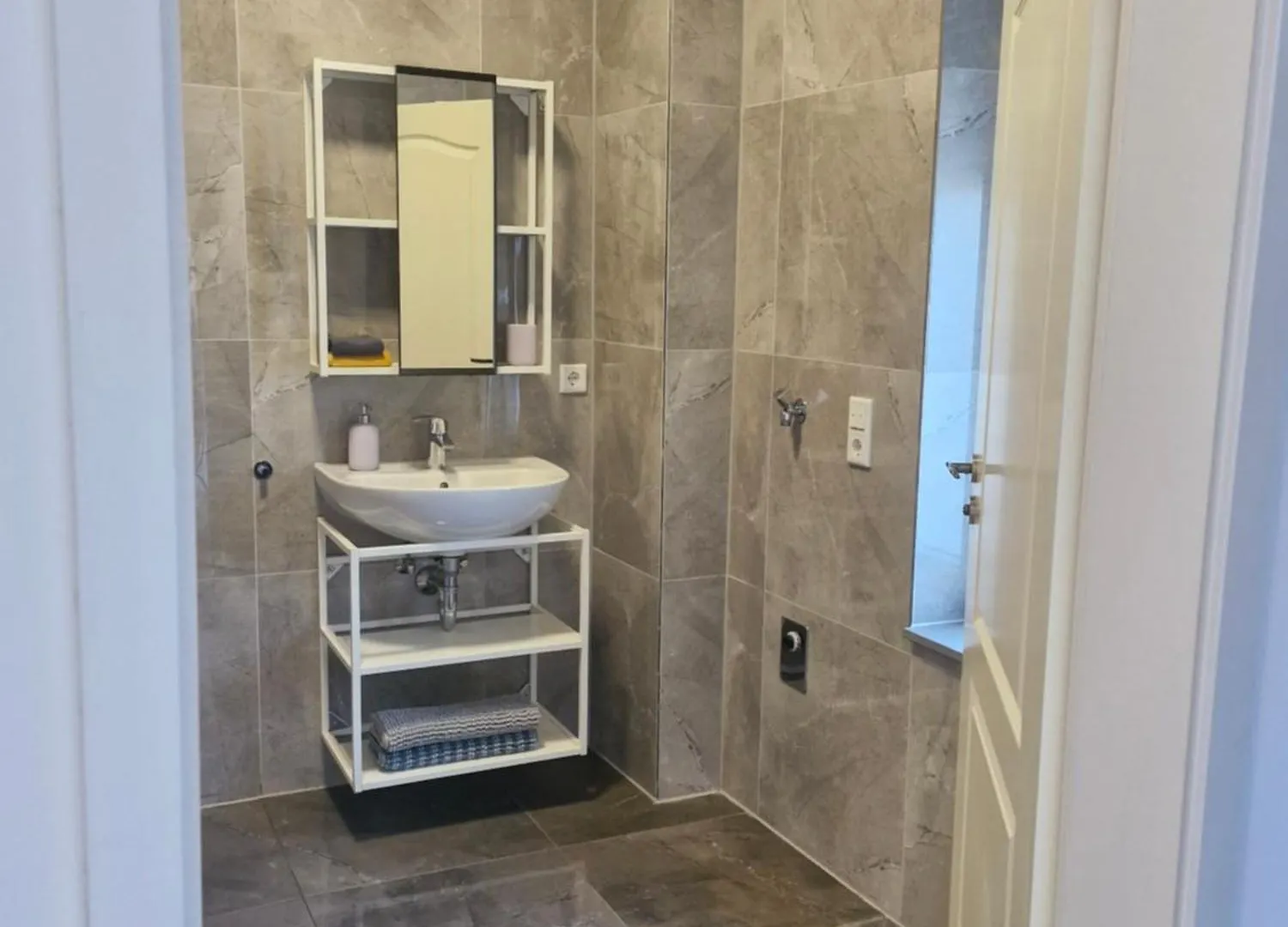 Apartment Cologne-Bonn Airport